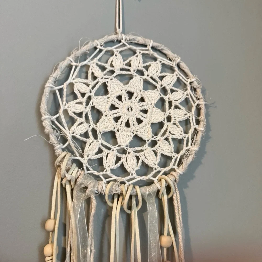 Bohemian home decor crochet dream catcher with feathers and beads